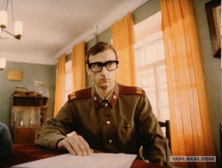 Комедия строгого режима сухоруков. Комедия строгого режима фильм 1992. Станислав концевич комедия строгого режима. Комедия строгого режима фильм 1992 кадры. Виктор сухоруков комедия строгого режима.