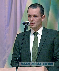 Депутат "устал"