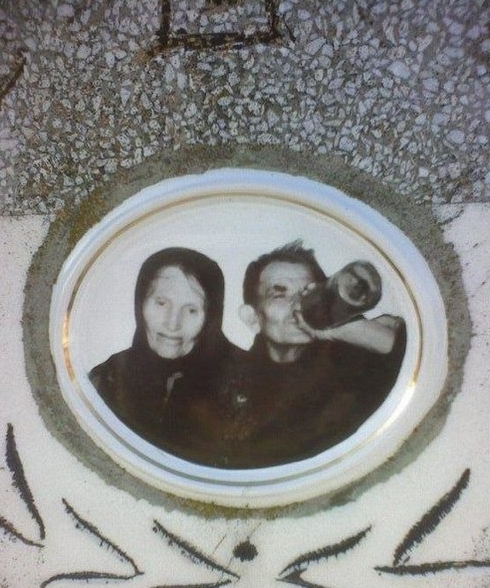 Что необычного на этой фотке?