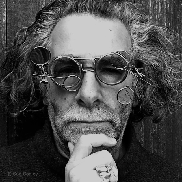 10cc, или 10 кубических сантиметров