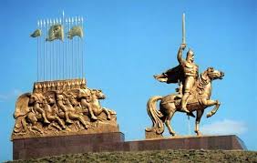 Необычные статуи мира