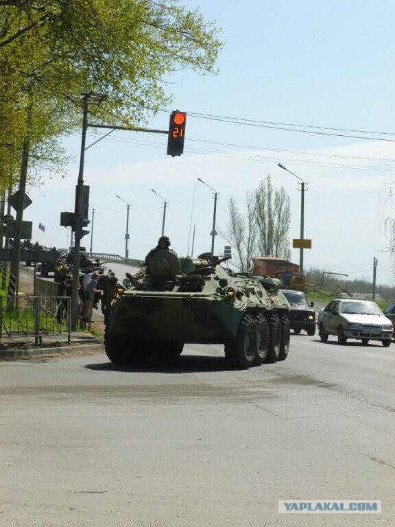 На окраине Славянска началась перестрелка