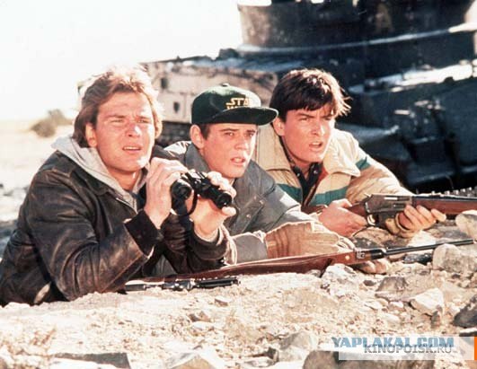 Глоток ностальгии: Герои из боевиков 90-х