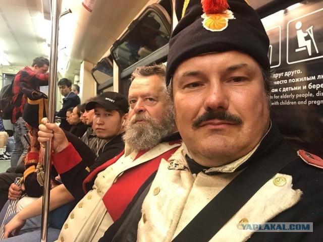 Свежая подборка модников из российского метро 25.10.22