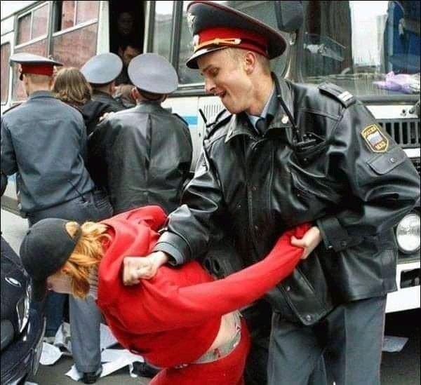 Задержания на Тверской. Ну это уже действительно перебор!