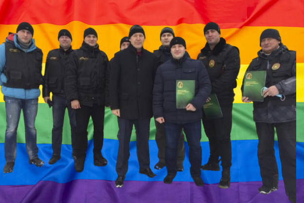 В Екатеринбурге наградили дружинников за борьбу с ковид-диссидентами