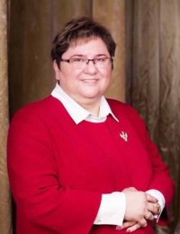 Директор школы в ХМАО написала заявление в полицию из-за косичек школьницы в цветах флага Украины