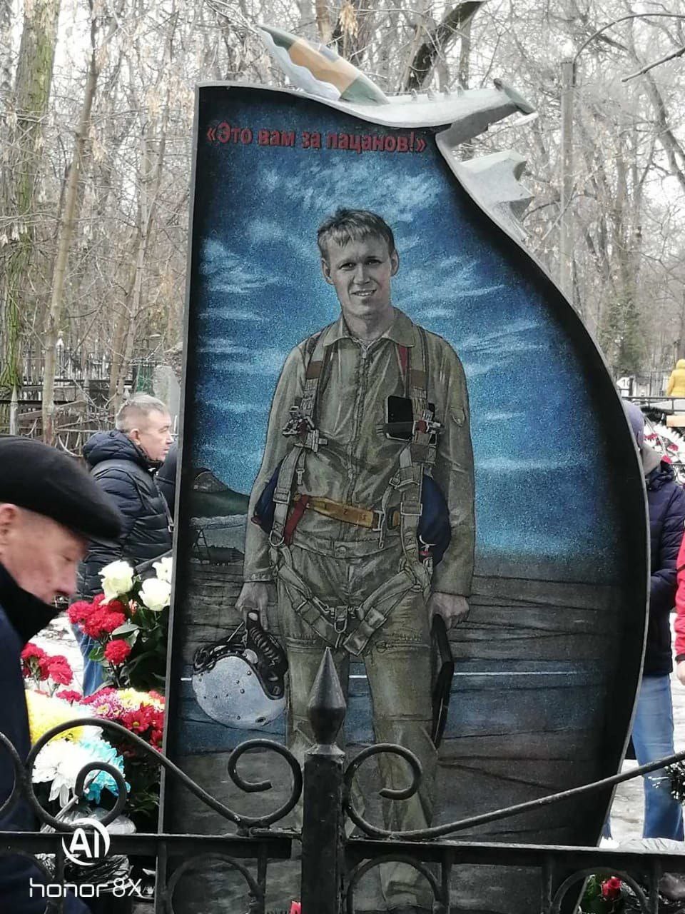 Монах мудрец. Причины не идти на пары. Причины не идти на пары. Мемы про университет и пары. Не хожу на пары мем.