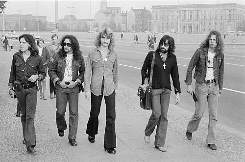 Музыка и музыканты: Uriah Heep «Salisbury»