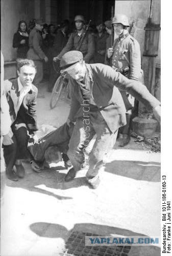 Про Украинских "фошЫстов"