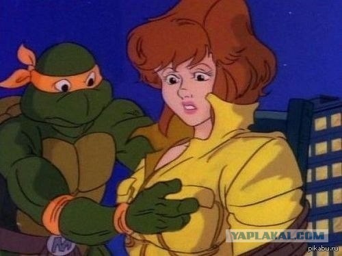 Эйприл за рулём. Бедный Микеланджело...