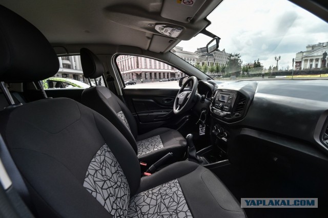 Интерьер серийного LADA XRay