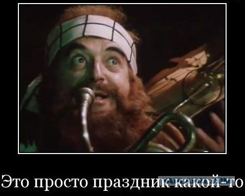Митингующие в Киеве штурмуют здание Рады
