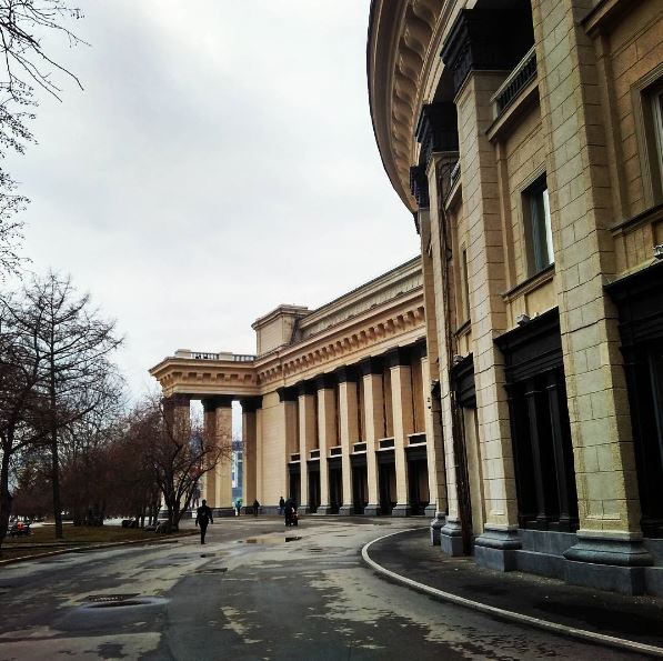 А давайте расскажем про свои города?