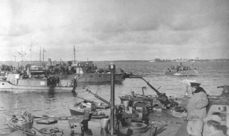 10 ударов 1944 года. 7 часть.