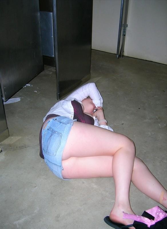 Girl in fuck me boot Worlds best teen blowjob
