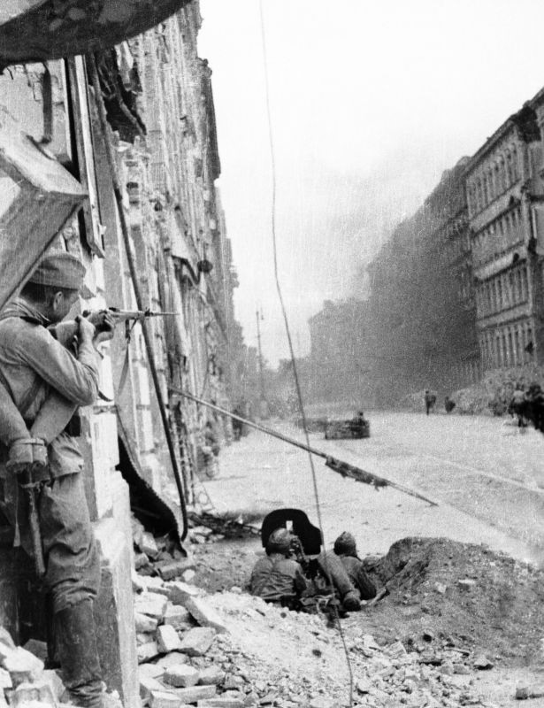 Великая Отечественная в фотографиях-13