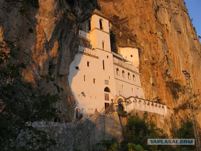 Пять самых недоступных монастырей мира