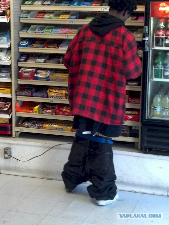 16 людей, которые так и не поняли, что такое штаны и как их следует носить