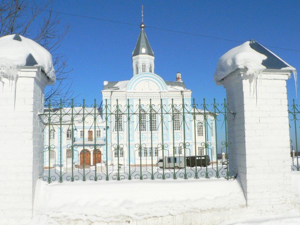 Церкви.