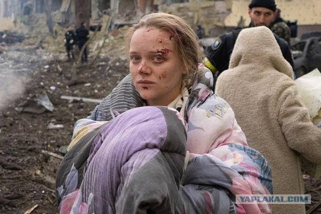 Спецоперацию на Украине поддерживают 74% россиян, показал опрос