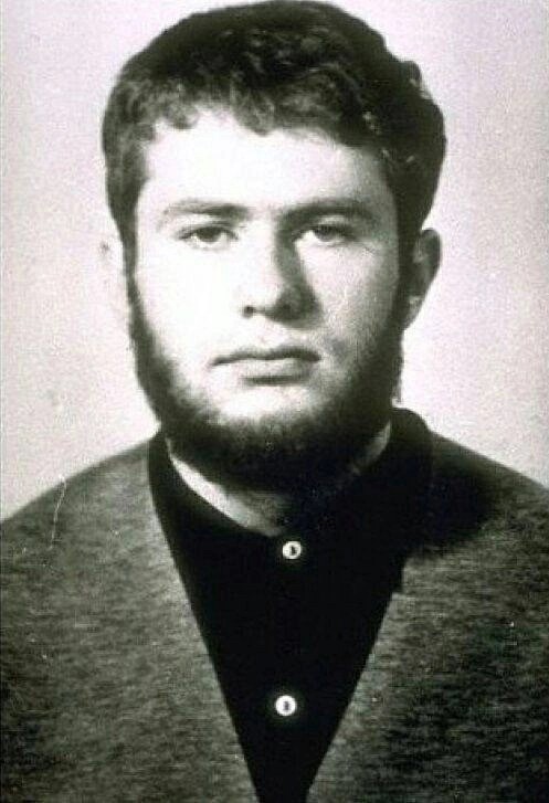 Смешал, но не взбалтывал: 1.05.25.