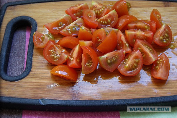 Картофельное суфле-запеканка, С беконом, сыром и помидорами