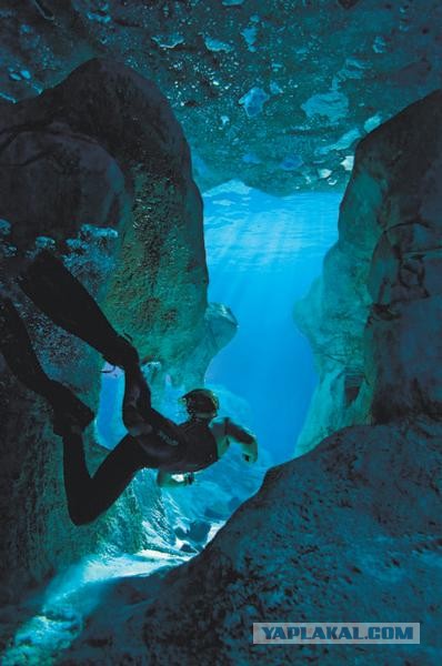 Холодно, тесно и темно.