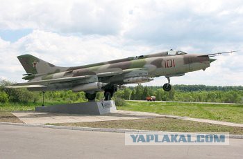 20 самых интересных авиапамятников