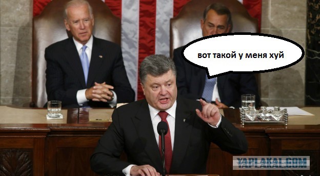 Даже смотрят как на клоуна