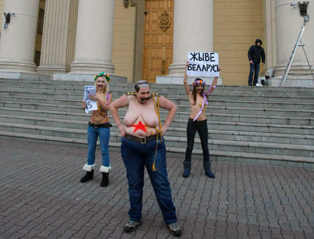 Основательница движения Femen Оксана Шачко покончила жизнь самоубийством в Париже