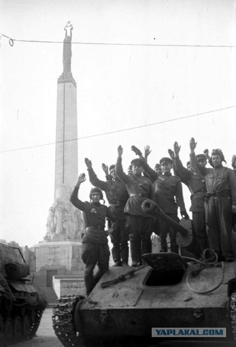 Военный парад 18 ноября 2013 года