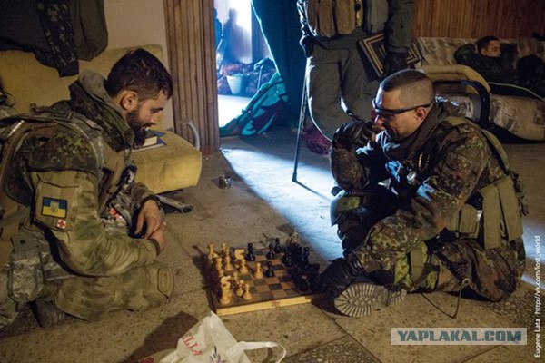 Зачистка аэропорта от войск украинских ВС