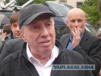 В Москве проходит "контрольная" прогулка