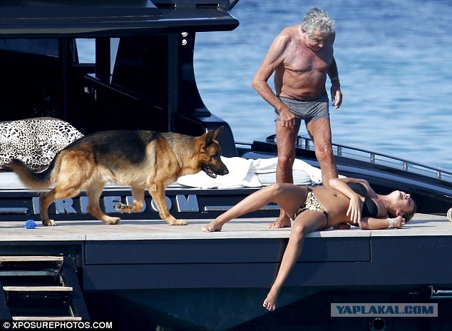 72-летний Р. Кавалли со своей 20-летней любовницей