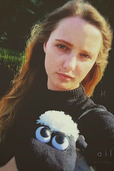 Иван Краско и его молодая жена устроили романтическую фотосессию