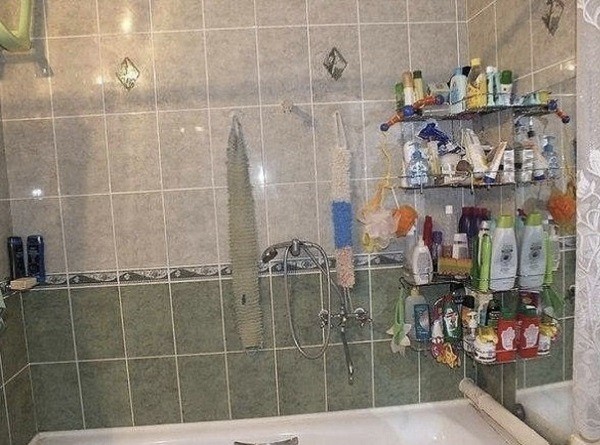 Шкафчик в ванной комнате