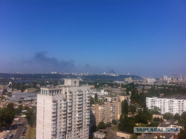 На Майдане снова горят шины