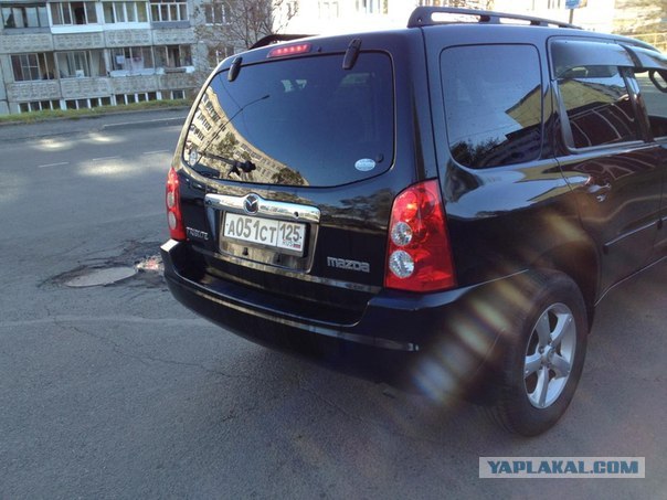 Автомобилист во Владивостоке избил девушку