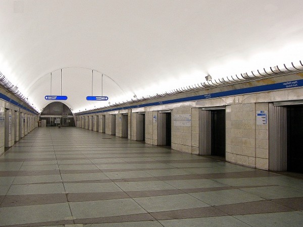 Елизаровская метро спб