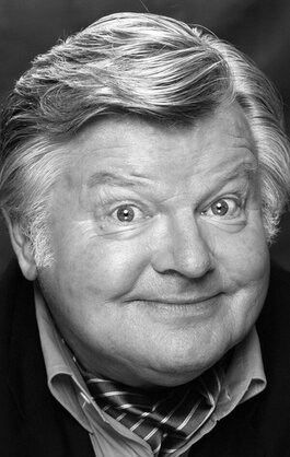 "Эльфийский лучник" просочился в британскую прессу