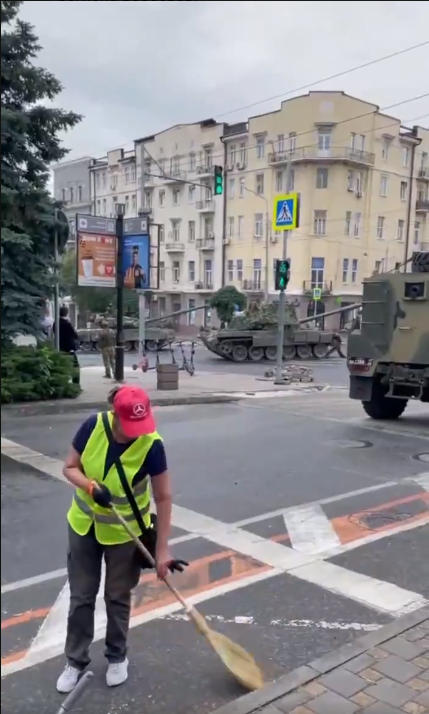 Кто с Ростова, внесите ясность, напишите что происходит?