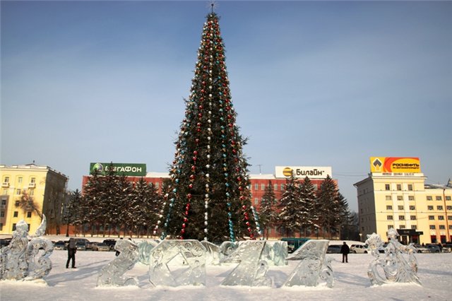 Центральная ёлка страны (Киев)