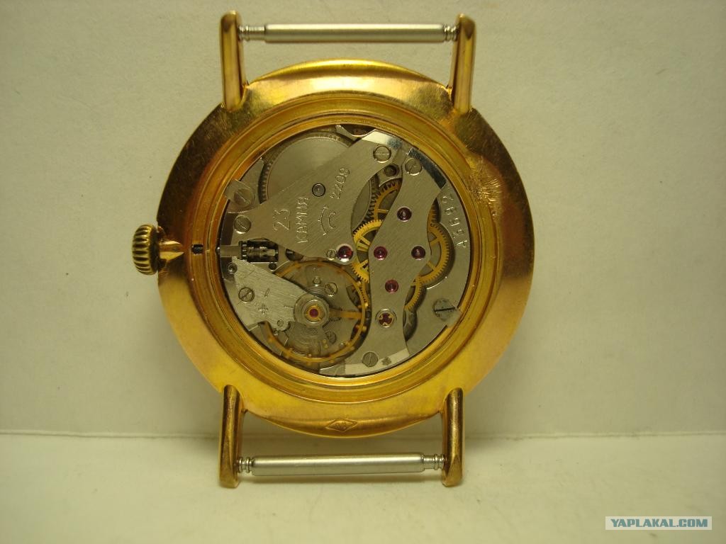 Позолоченные часы ракета. Часы ракета Петродворцовый часовой завод. Петродворцовый часовой завод 1721. Часы ракета позолоченные 16 Jewels. Часы с золотым напылением.
