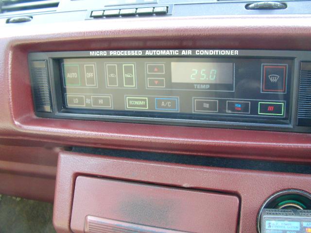 Невероятные автомобильные панели приборов