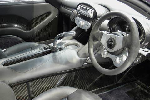TVR Sagaris 2004.
