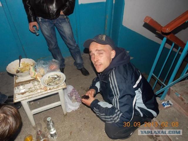 Парковка на 11 машин в вашей квартире. Хотели бы так жить?