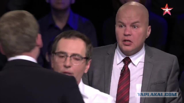 Реалии войны. Всё закрыто, разбито. Донбасс