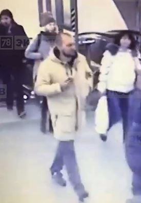 Жесткое воспитание трех современных подростков деревянным бруском