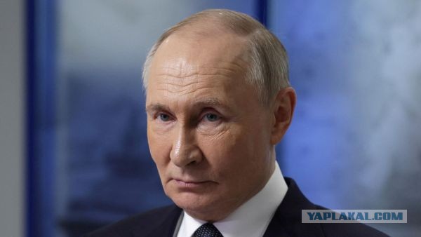 Момент удара по иранскому кораблю